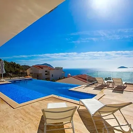 Sleeps 13 With Pool Air Con And Wifi Villa Kalkan